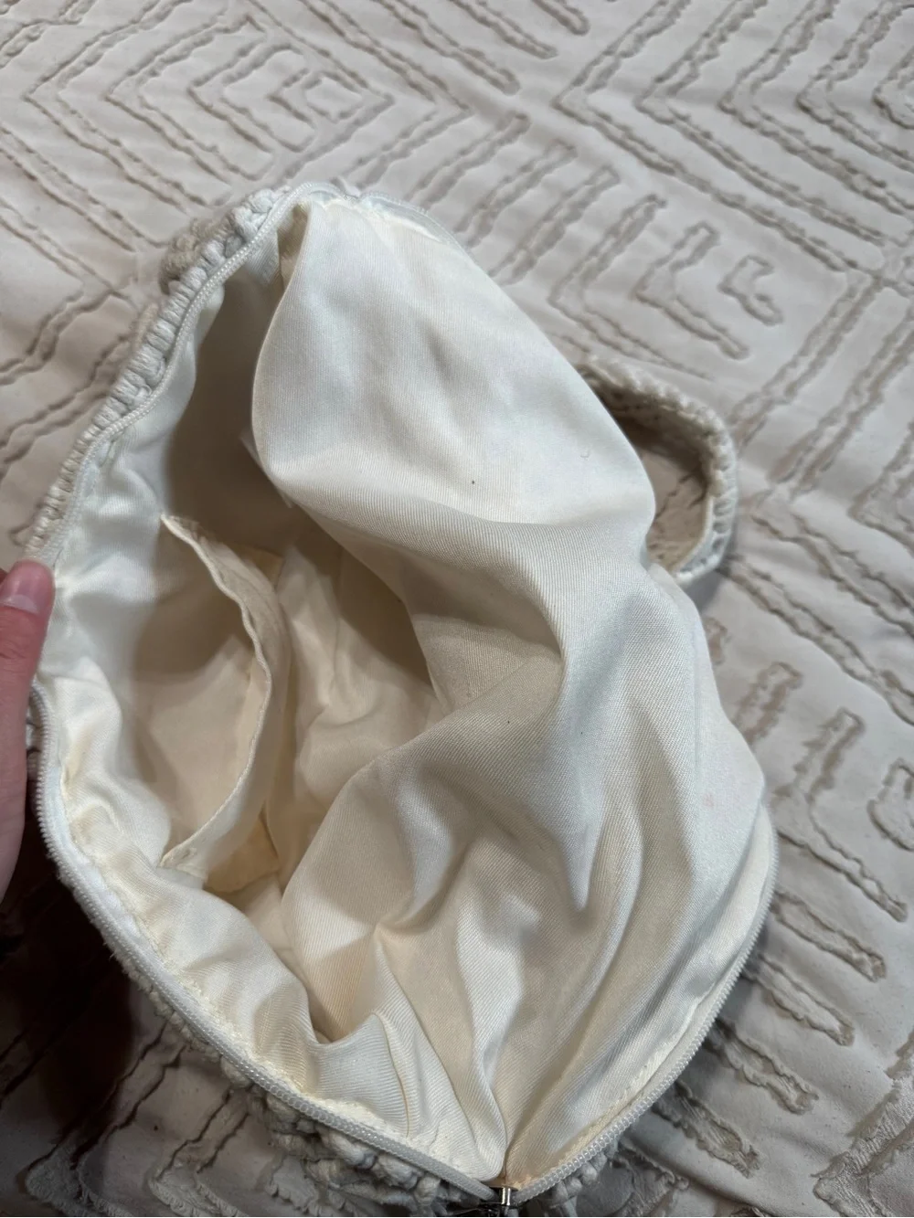 Alger’s state macrame boho sling bag